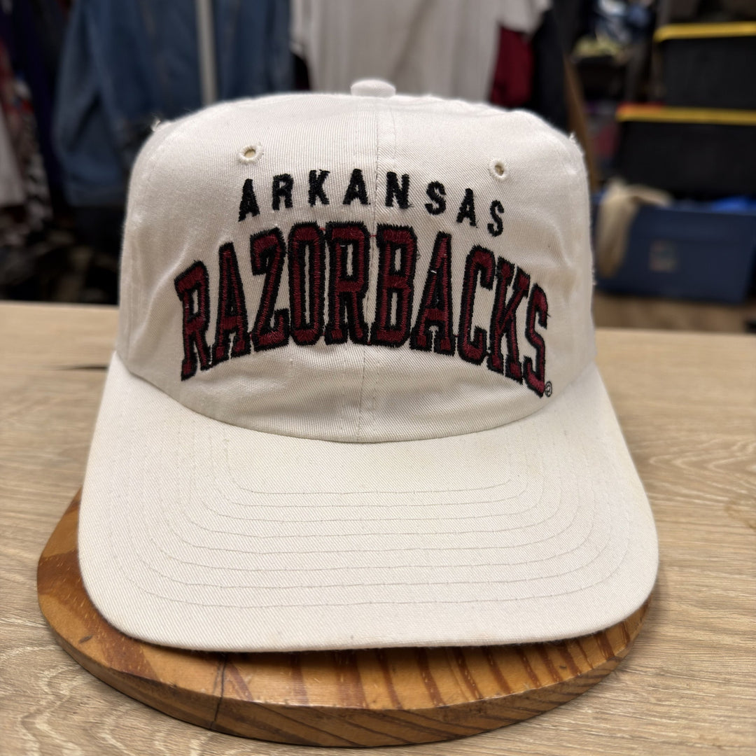Vintage 90s Starter Arkansas Razorbacks Arch Snapback Hat