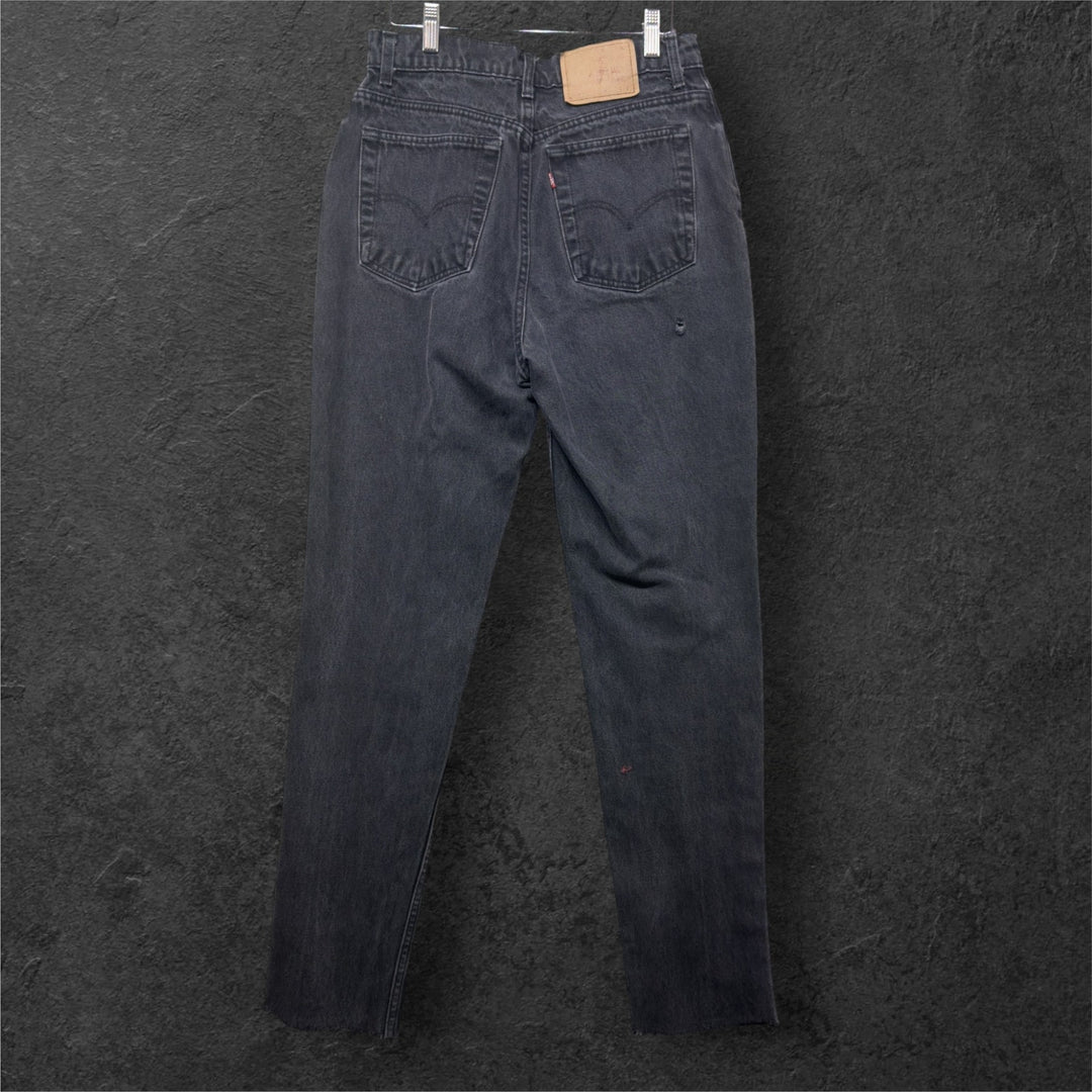 Vintage Levi's Black 90s Jeans Size 30