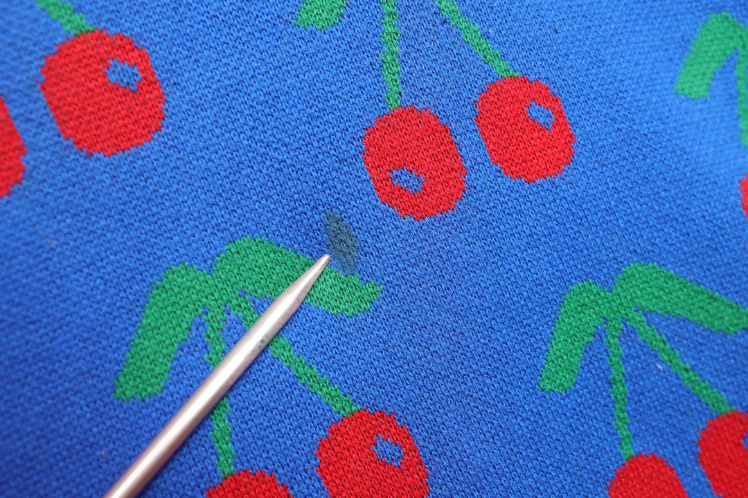 Supreme Cherries Knit Sweater 2014 XL