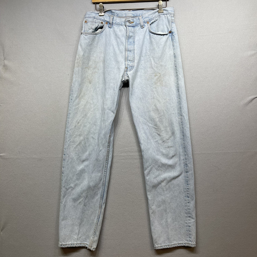 Vintage 90s Levis 501 Light Wash Button Fly Jeans Grunge Size 33