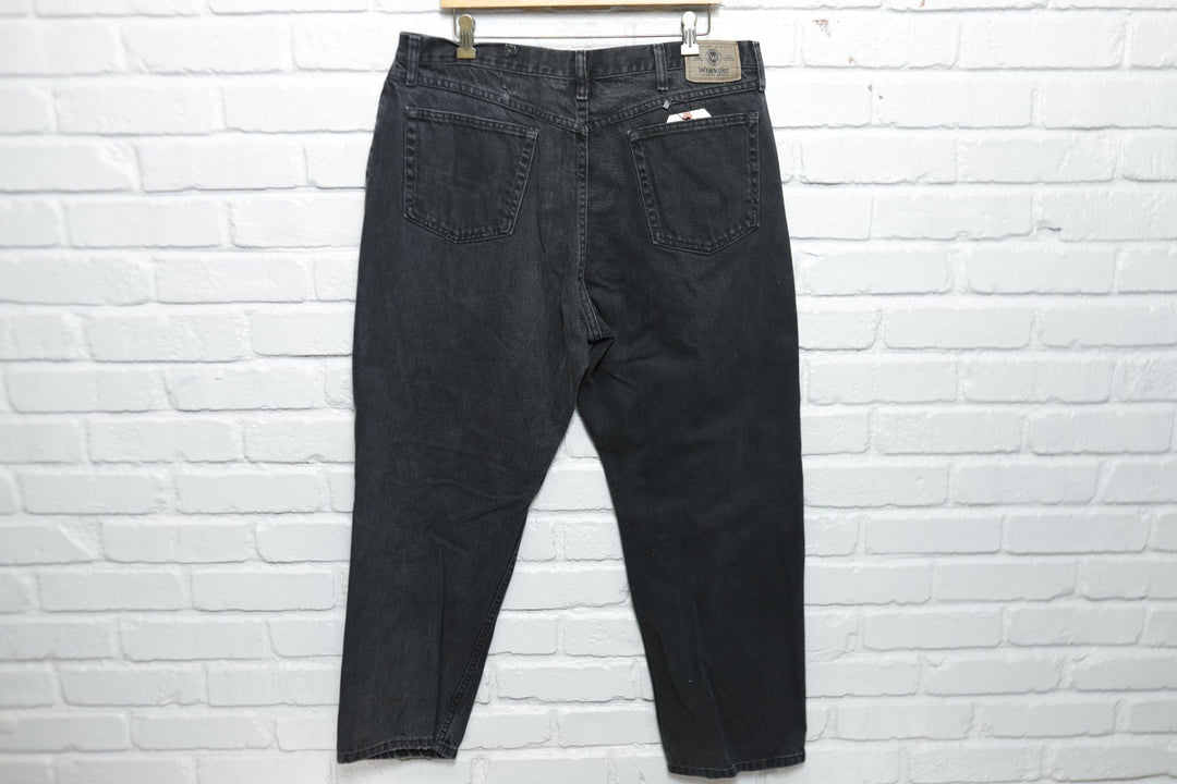 Wrangler Vintage Black Denim Jeans 2000s 37/30