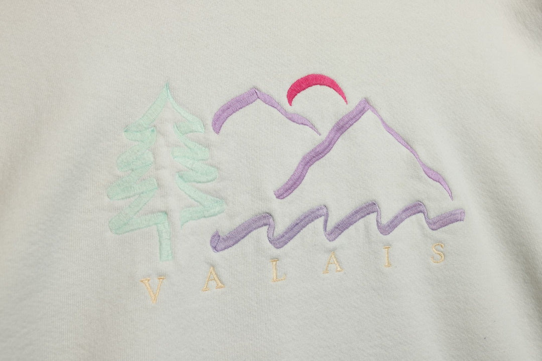 Valais Mountain Vintage Embroidered Sweatshirt 90s Medium