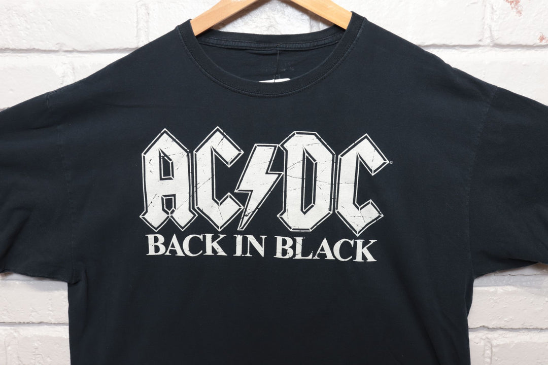 2010s AcDc Back In Black T Shirt Size XL