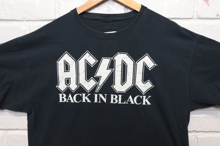 2010s AcDc Back In Black T Shirt Size XL