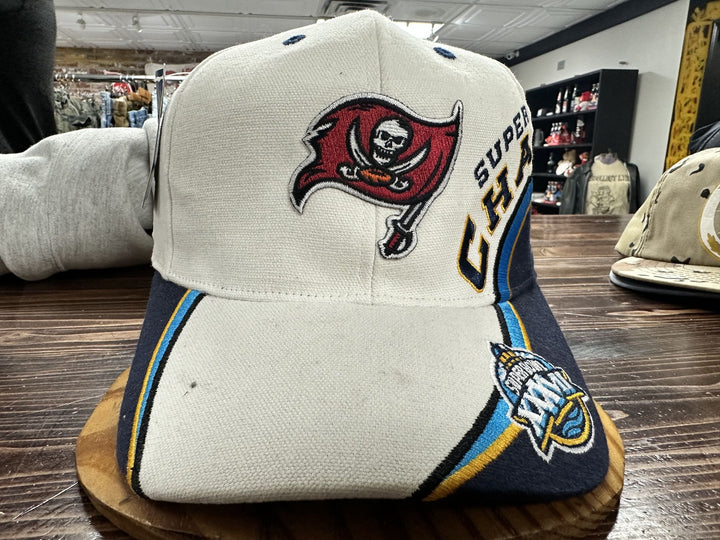 Tampa Bay Buccaneers Super Bowl Vintage Strap Back Hat 2000s