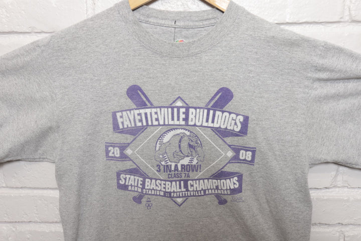 2000s Vintage Fayetteville Bulldogs Baseball T Shirt Size Large