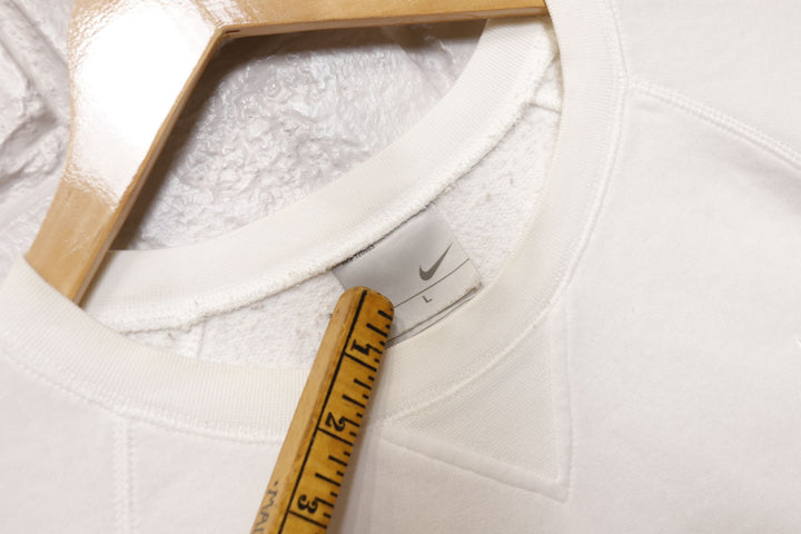 Nike Tonal Vintage White Sweatshirt 2000s YOUTH Large
