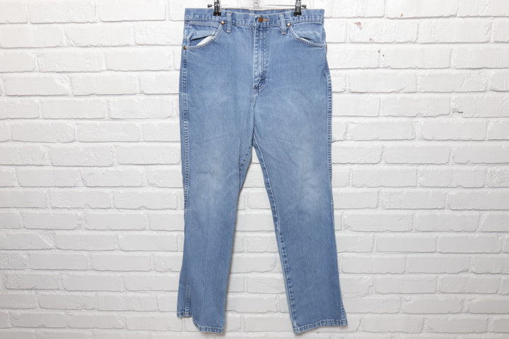 2000s Vintage Wrangler 936DEN Faded Jeans Size 34/31