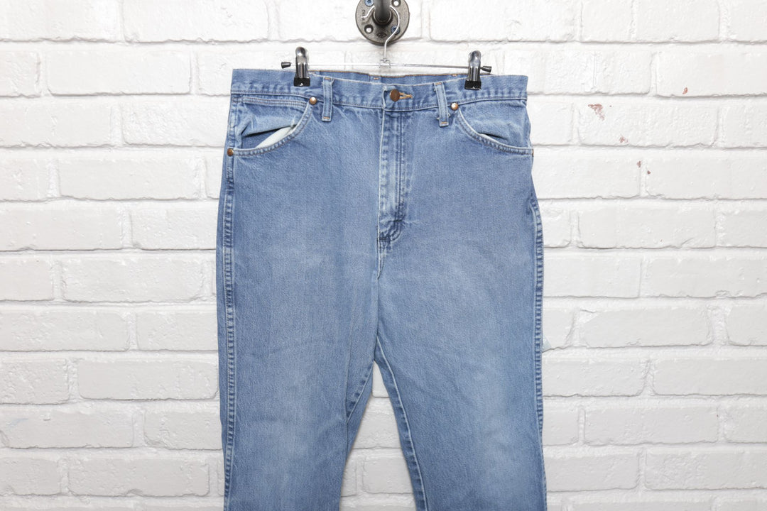 2000s Vintage Wrangler 936DEN Faded Jeans Size 34/31