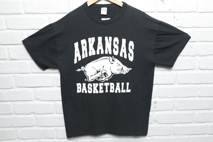 University of Arkansas Basketball Vintage T Shirt Medium 2000s