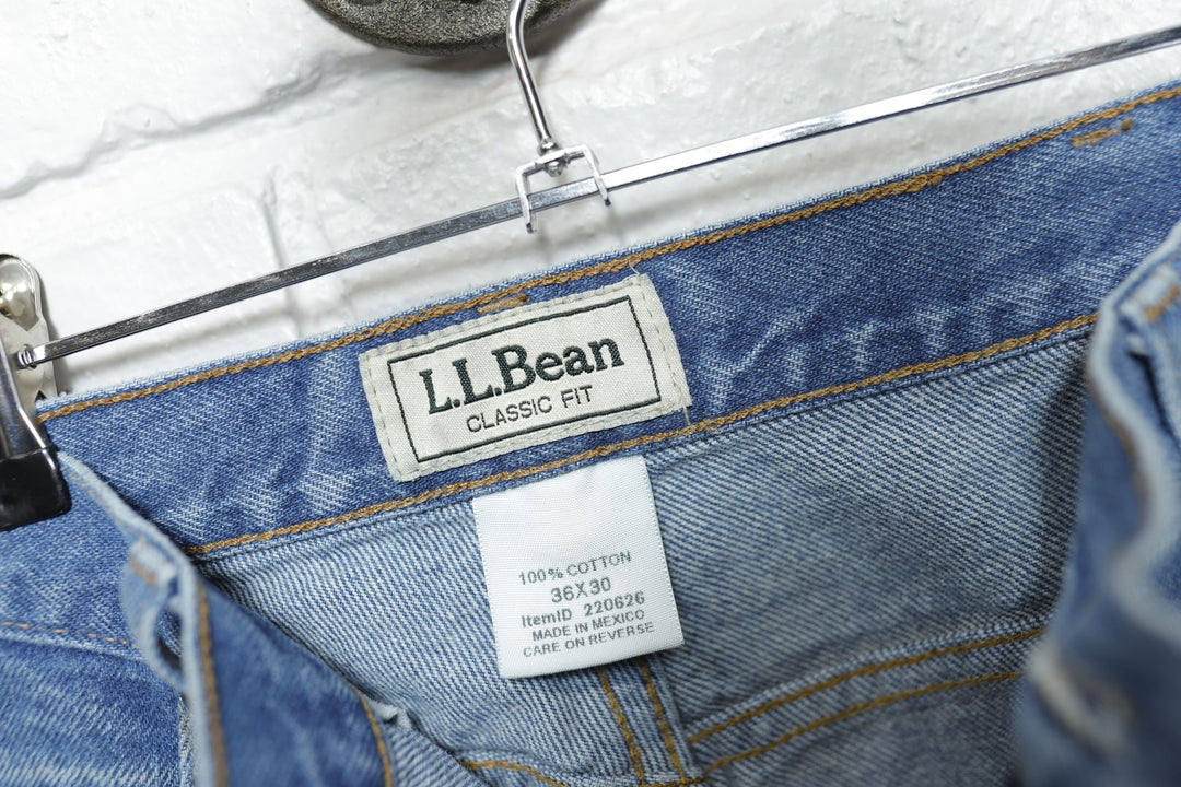 L.L. Bean Vintage Distressed Classic Fit Jeans 2000s 36/30