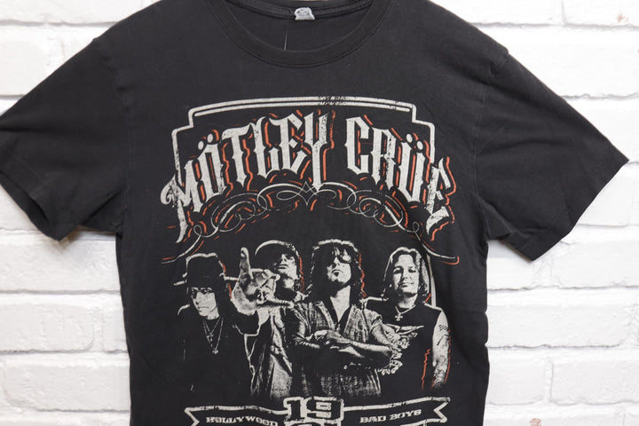 Motley Crue Vintage 2011 Tour T Shirt 2000s Small