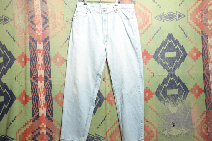 Levi's 550 Vintage Light Wash Denim Jeans 90s 34/30