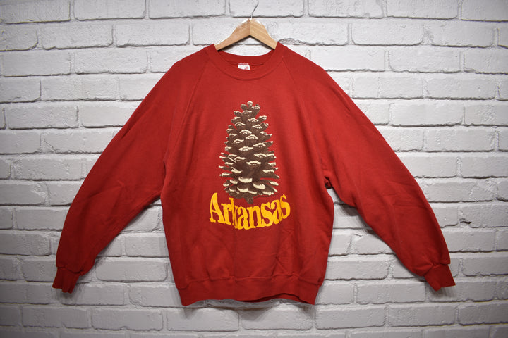 Beterbilt pinecone sweatshirt size xl (red/gold)