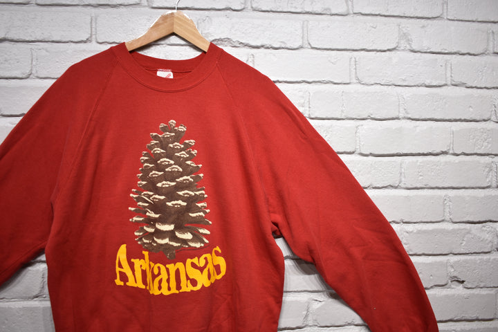 Beterbilt pinecone sweatshirt size xl (red/gold)